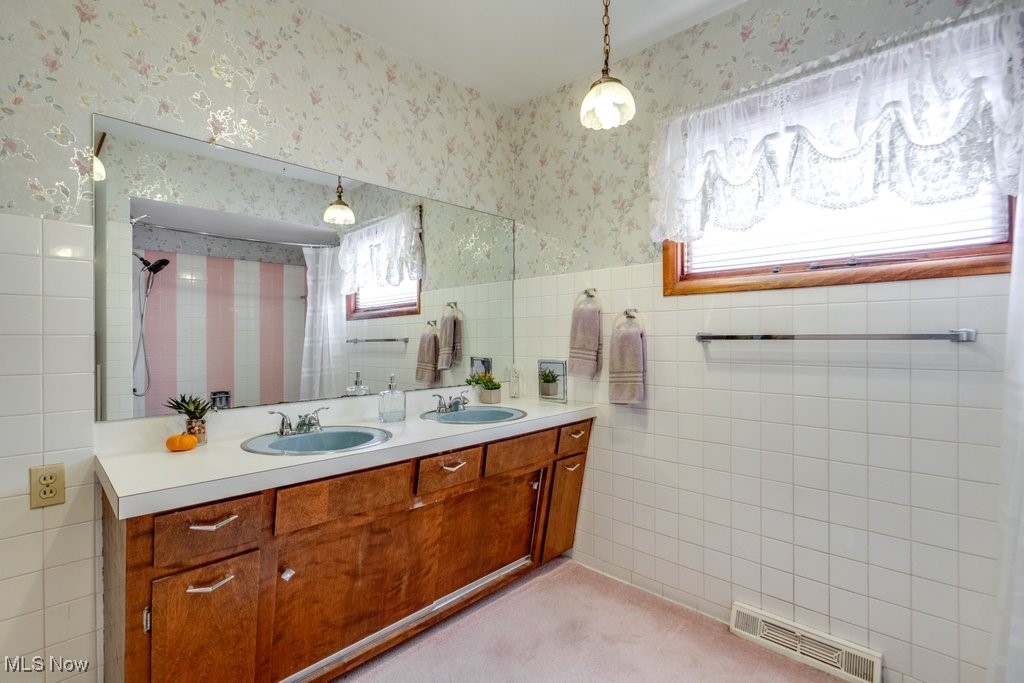 Town & Country Estates - Residential