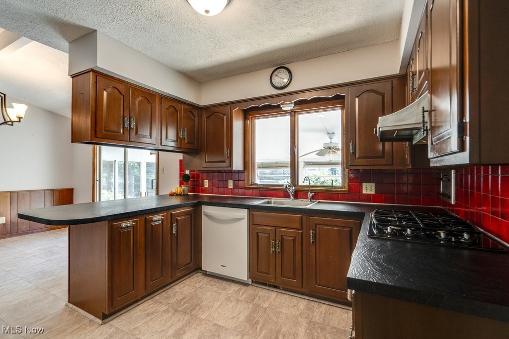 Town & Country Estates - Residential