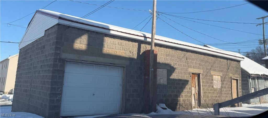 Photo of 821 Market Street, Zanesville, OH 43701 (MLS # 5184853)