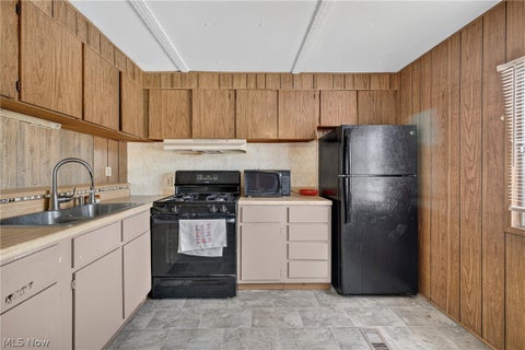 Tiny photo for 4199 Massillon Road #11, Uniontown, OH 44685 (MLS # 5257254)