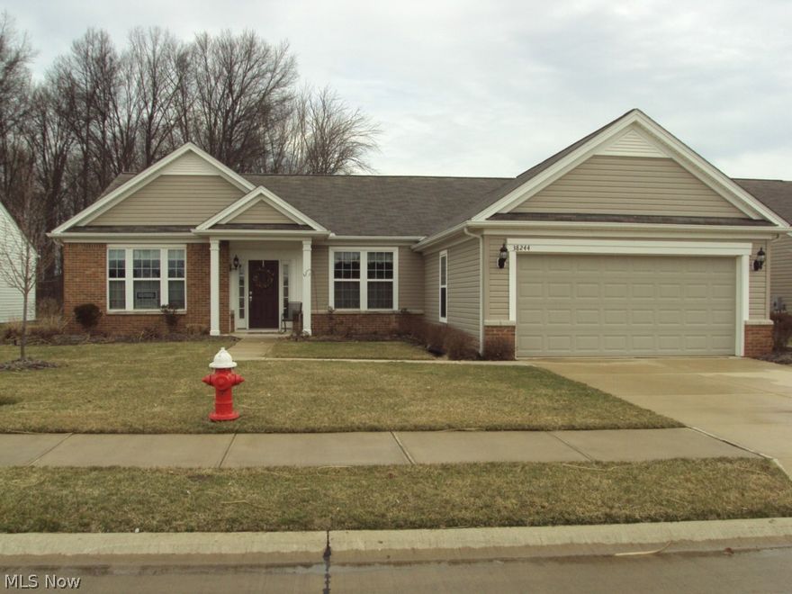 Enjoy life in Pioneer Ridge's desired 55+ active community. Carefree living with world class amenities.  Open, spacious home of over 2,300 sf with 2 bedrooms, 2 full baths, a den and sun porch with a gorgeous view.

Gourmet Kitchen w/pantry, Corian counter tops, center island and separate breakfast room.  Plenty of room to entertain.  Elegant foyer with open floor plan leads to dramatic Great Room with fabulous floor to ceiling fireplace.  Master suite with glamour bath, garden soaking tub, vanity with double sinks.  Situated on a premium lot that backs up to the woods and lake.  Call for an appointment.