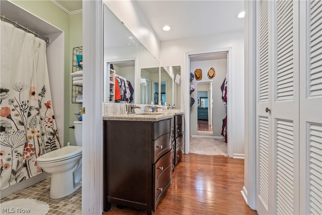 Taylor Manor - Residential