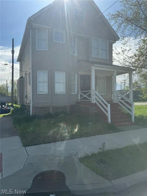 1649 E 70th Street, Cleveland, OH 44103 - #: 5035694