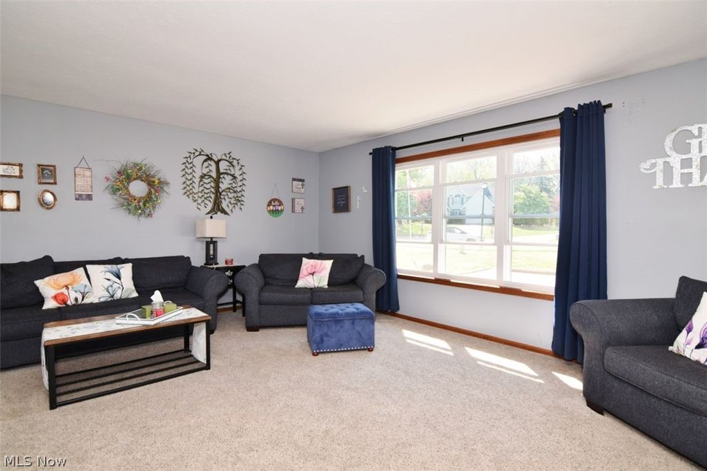 Photo of 9509 Catalpa Circle, Mentor, OH 44060 (MLS # 5202691)