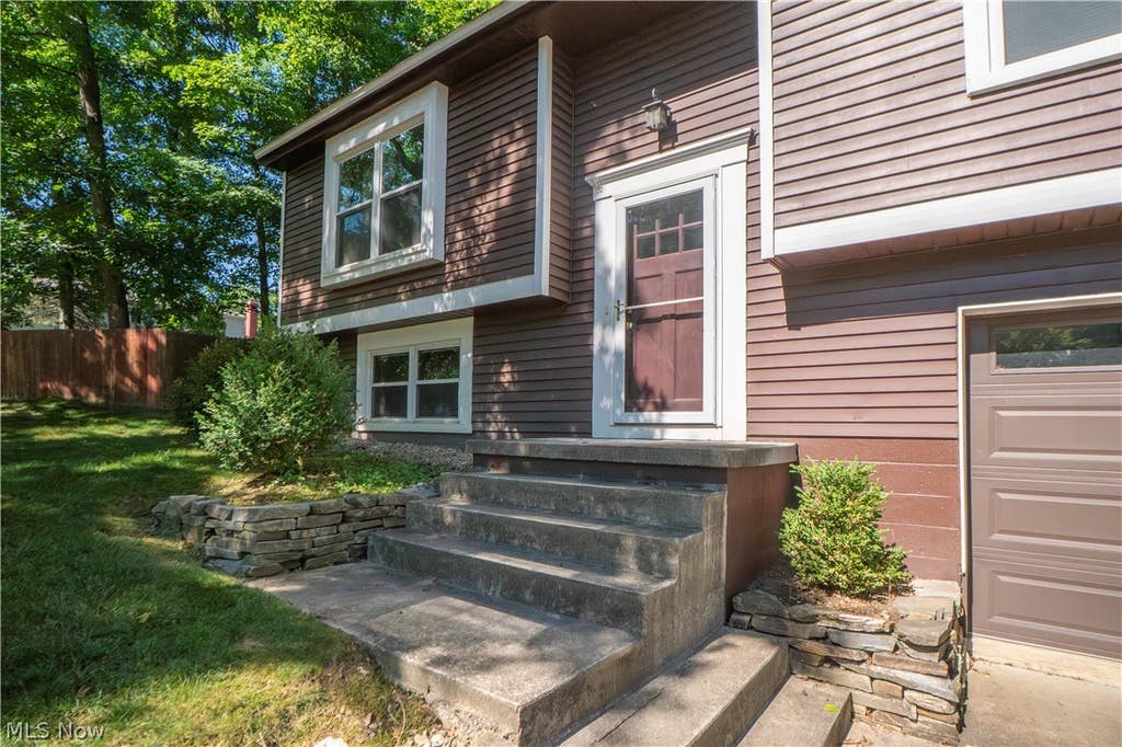 Photo of 630 Berkshire Drive, Medina, OH 44256 (MLS # 5218934)