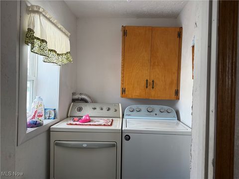 Tiny photo for 515 W 3rd Street, Uhrichsville, OH 44683 (MLS # 5179707)