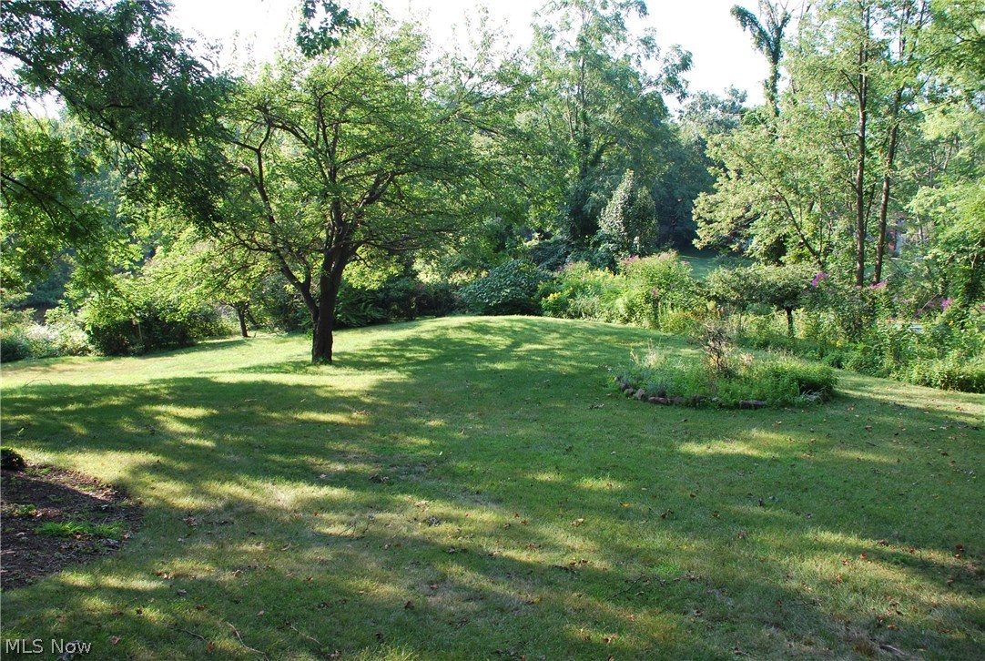 Sugar Bush Knolls - Residential
