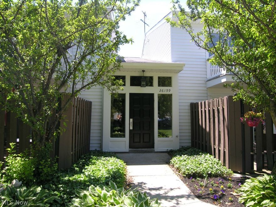 Very spacious 2 bdrm 2 bath condo on upper floor. In suite laundry one car garage parking. This condo sits on beautiful grounds with a out door pool and play ground nearby. Prior to seller receipt and approval of the full title package from foreclosure, title to the property will be conveyed by a quit claim deed