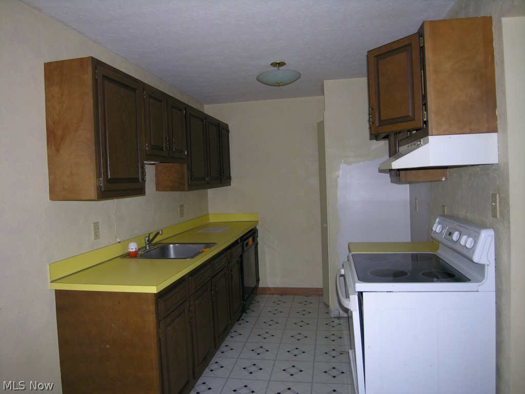 Gardens Of Rain - Residential