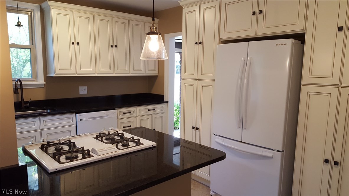 Cedarbrook - Residential Lease