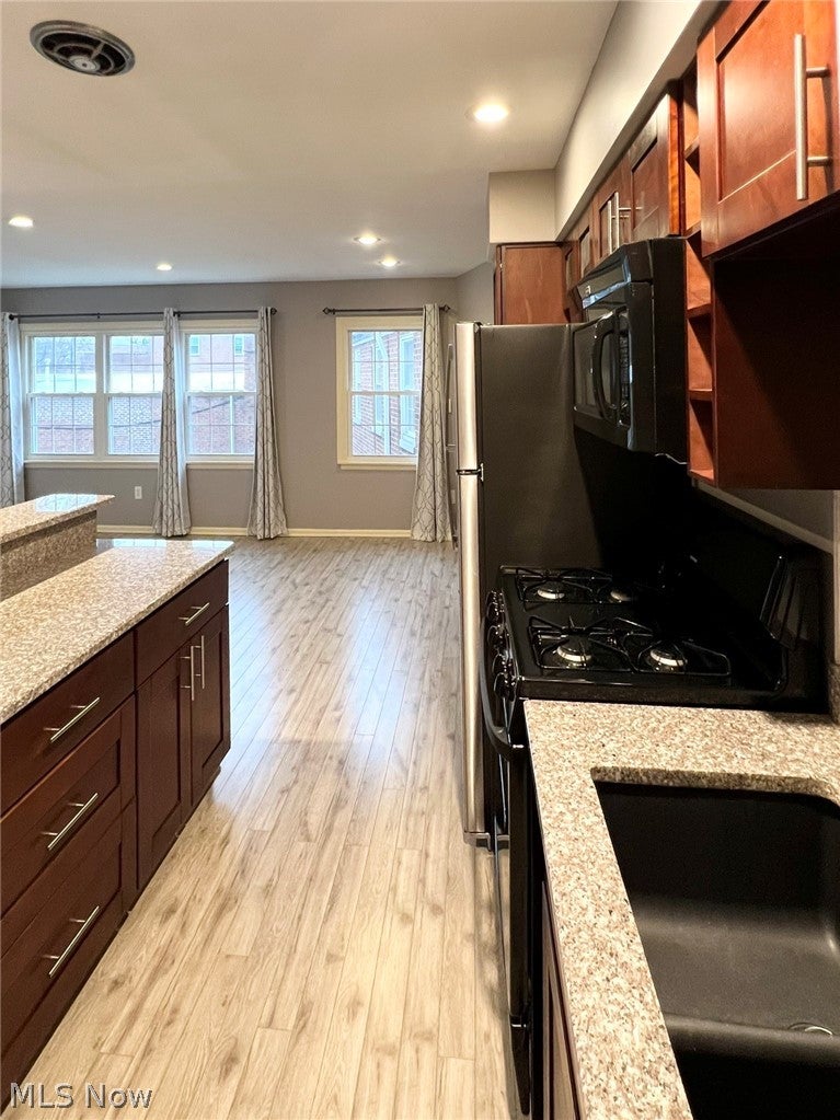 20301 Shelburne Road 9B