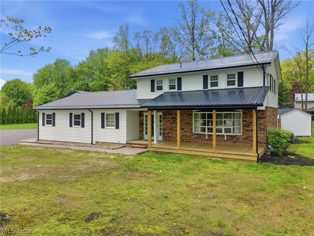 Photo of 4001 Carpenter Road, Ashtabula, OH 44004 (MLS # 5210695)