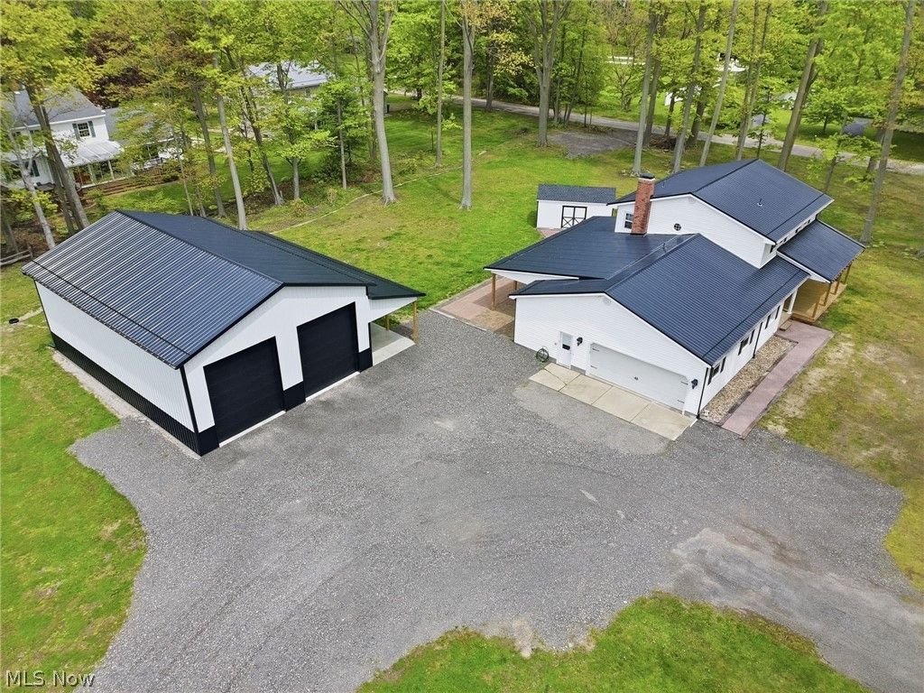 Photo of 4001 Carpenter Road, Ashtabula, OH 44004 (MLS # 5210695)