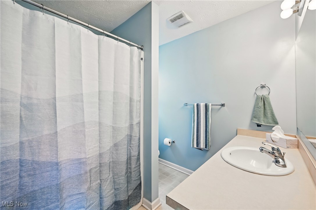 2765 Captens Street, Canton, Ohio image 42