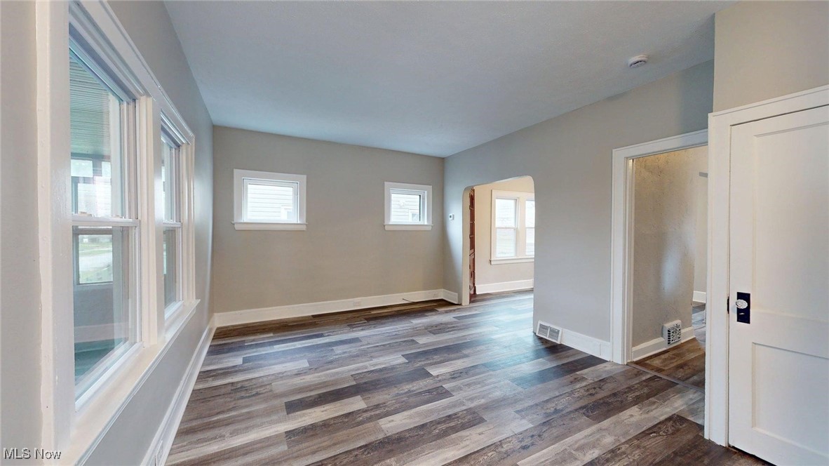 1599 W 116th Street, Cleveland, Ohio image 8
