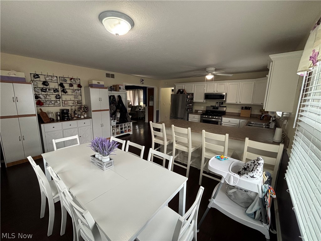 Chateau Estates Sub - Residential