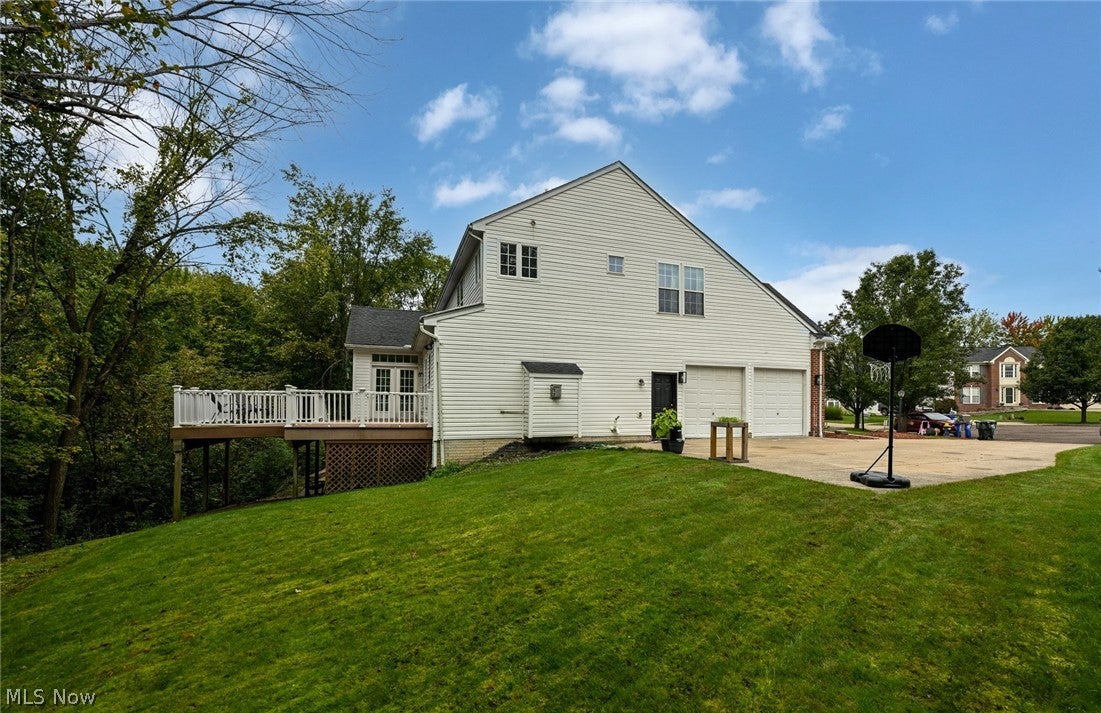 10204 Autumn Circle