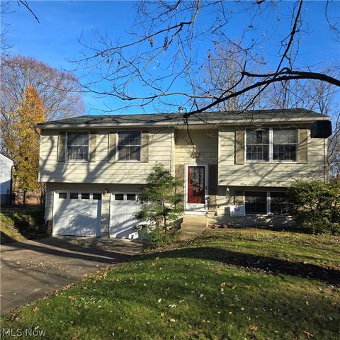 Homes For Sale - 511 Suzanne Drive<br/> Kent, OH 44240