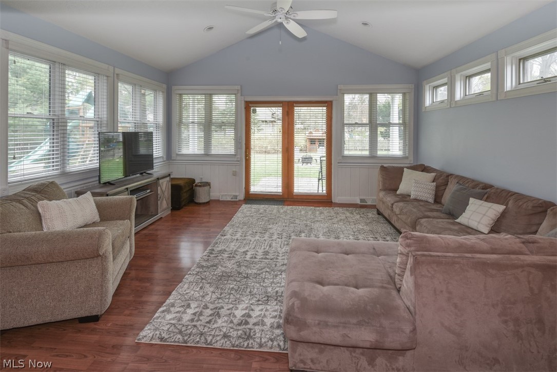 Sadler 01 - Residential