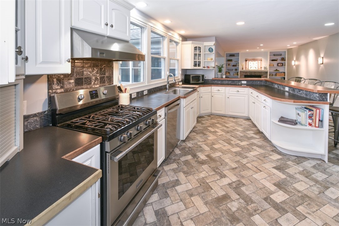 Sadler 01 - Residential