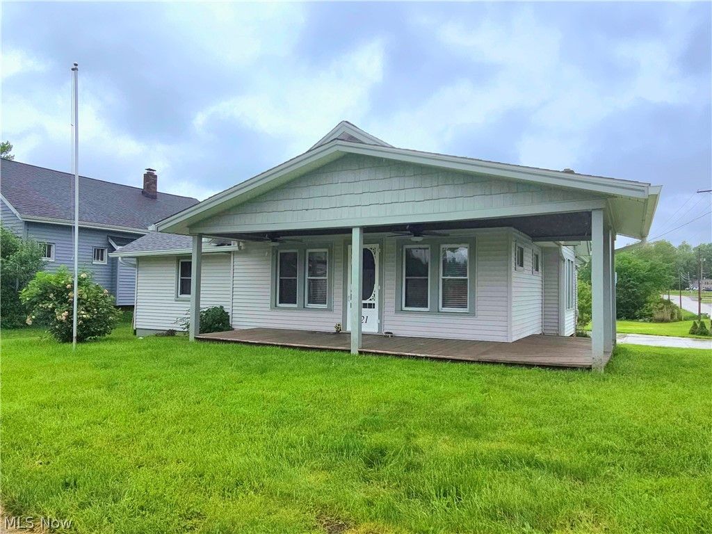 Photo of 821 Cleveland Road, Ravenna, OH 44266 (MLS # 5212270)