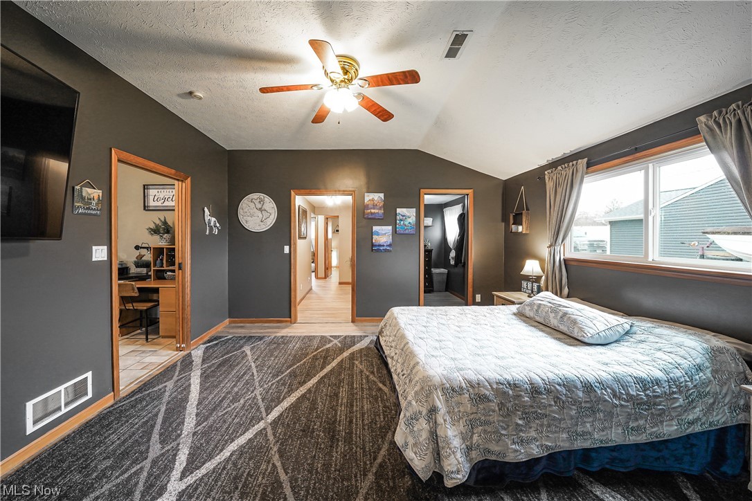 Briar Root Manor - Residential