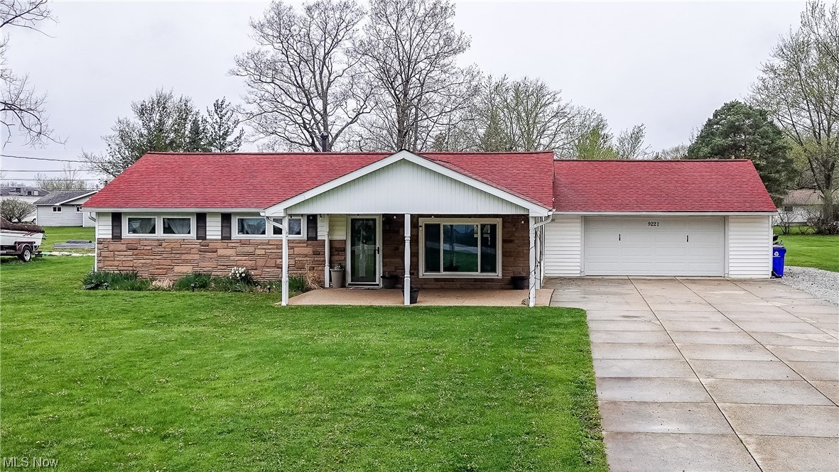 Briar Root Manor - Residential