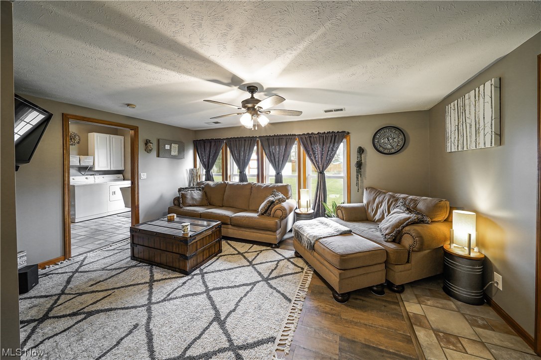 Briar Root Manor - Residential