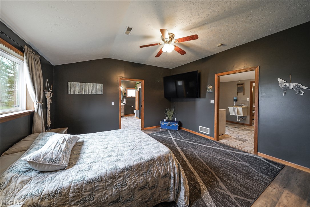 Briar Root Manor - Residential