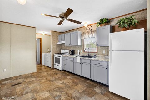 Tiny photo for 9525 Woodworth Road #A19, North Lima, OH 44452 (MLS # 5210408)