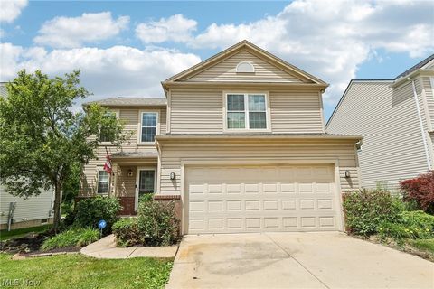 Homes For Sale - 14824 Thornton Drive<br/> North Royalton, OH 44133