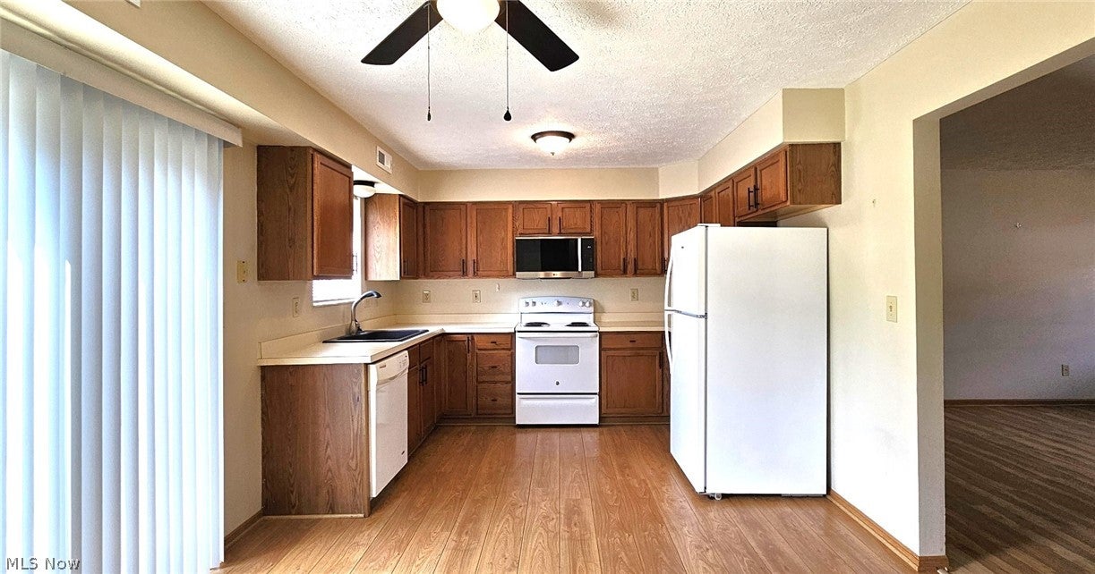 782 Orchard Street 3