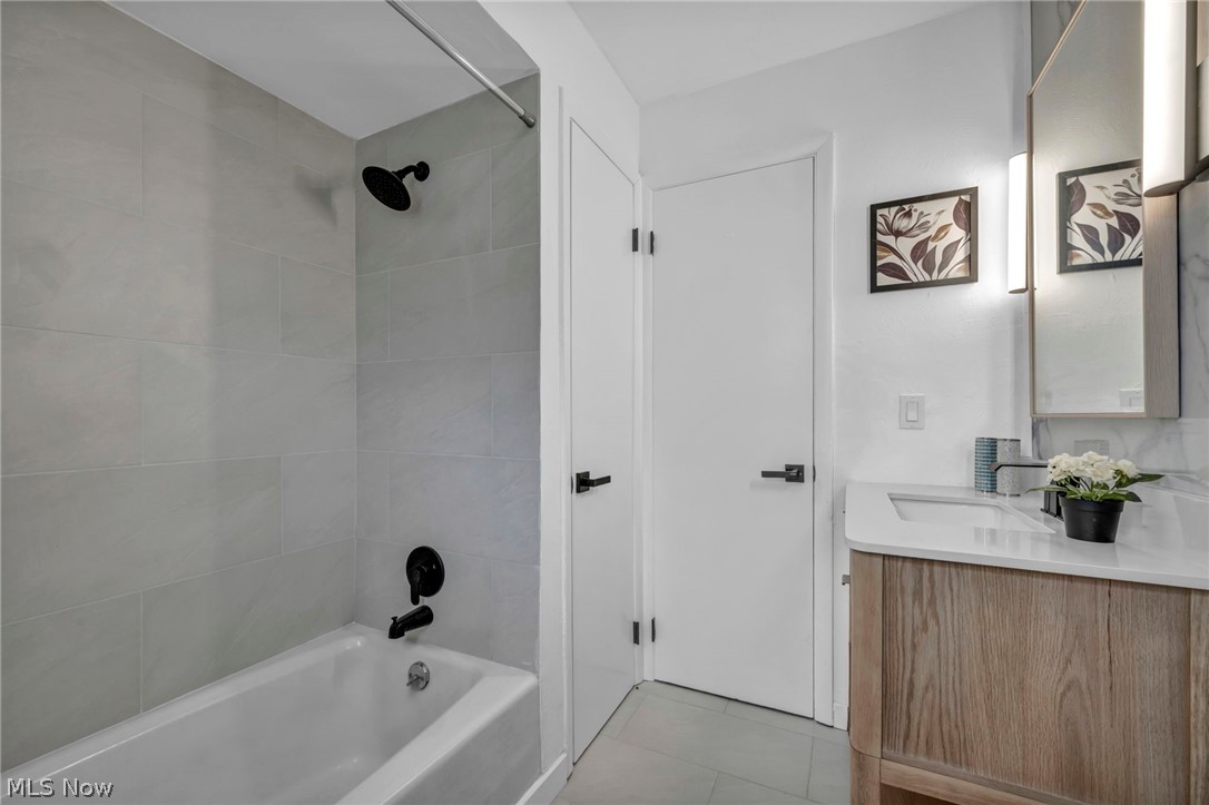 Independence 02 - Residential