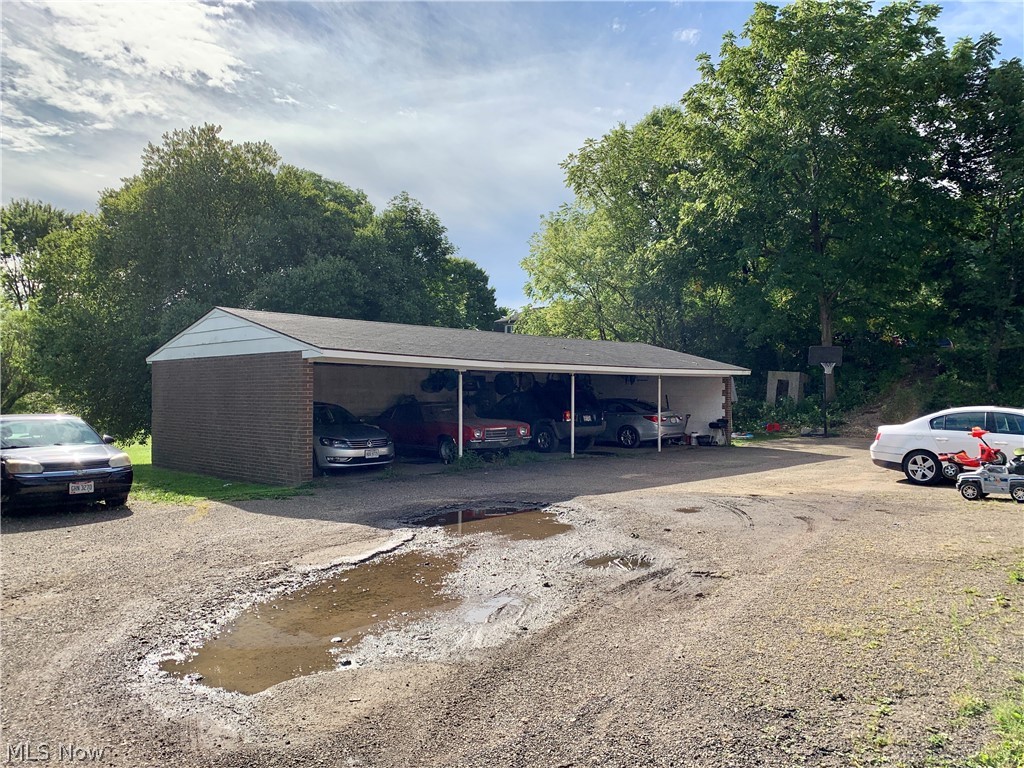 Cloverdale - Residential Income