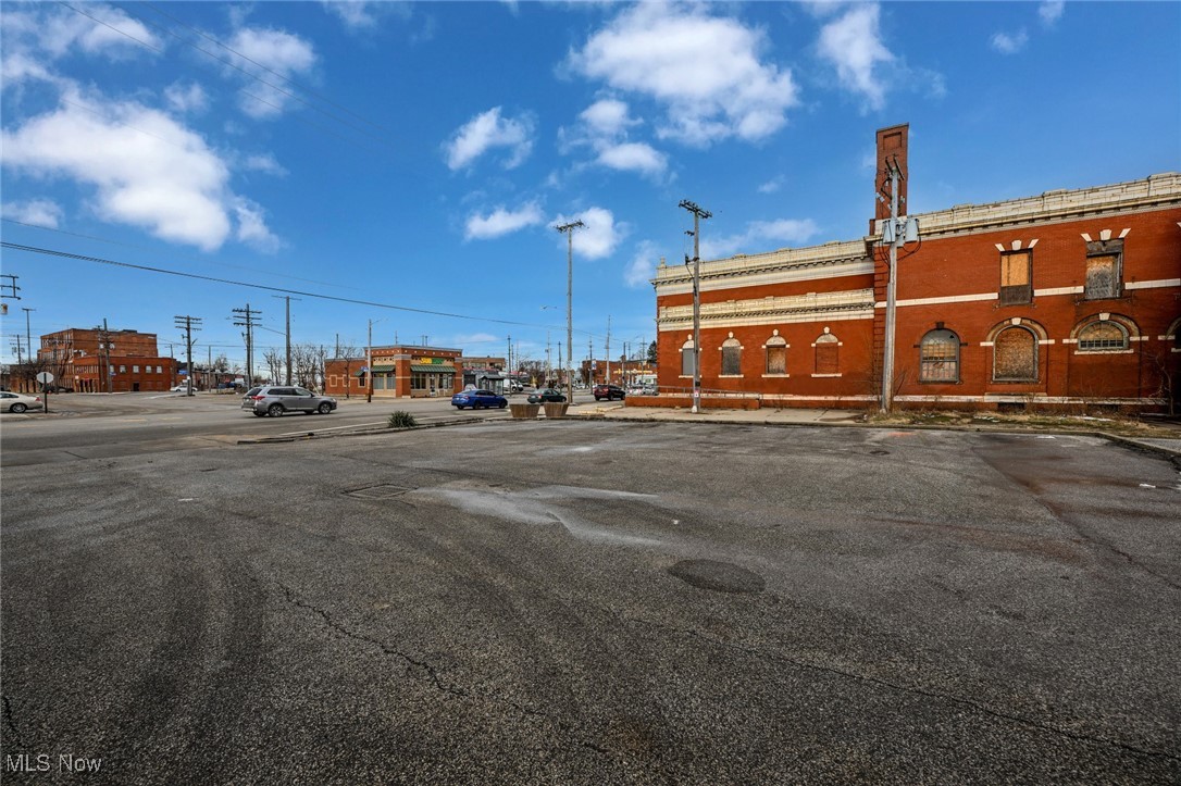 Ranney & Herricks Allotment - Commercial Sale