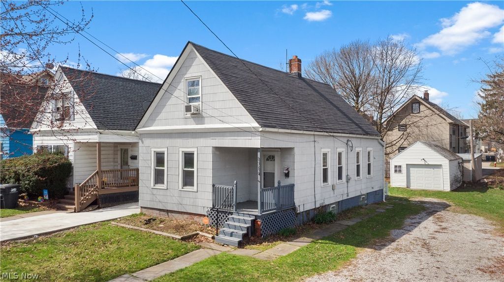 Photo of 1314 Cove Avenue, Lakewood, OH 44107 (MLS # 5195427)