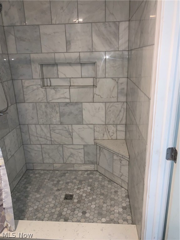 Avon Woods Condo - Residential