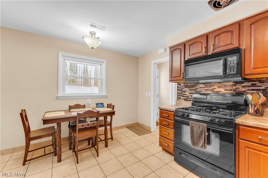 Hilton Ave Sub/R Wieses - Residential