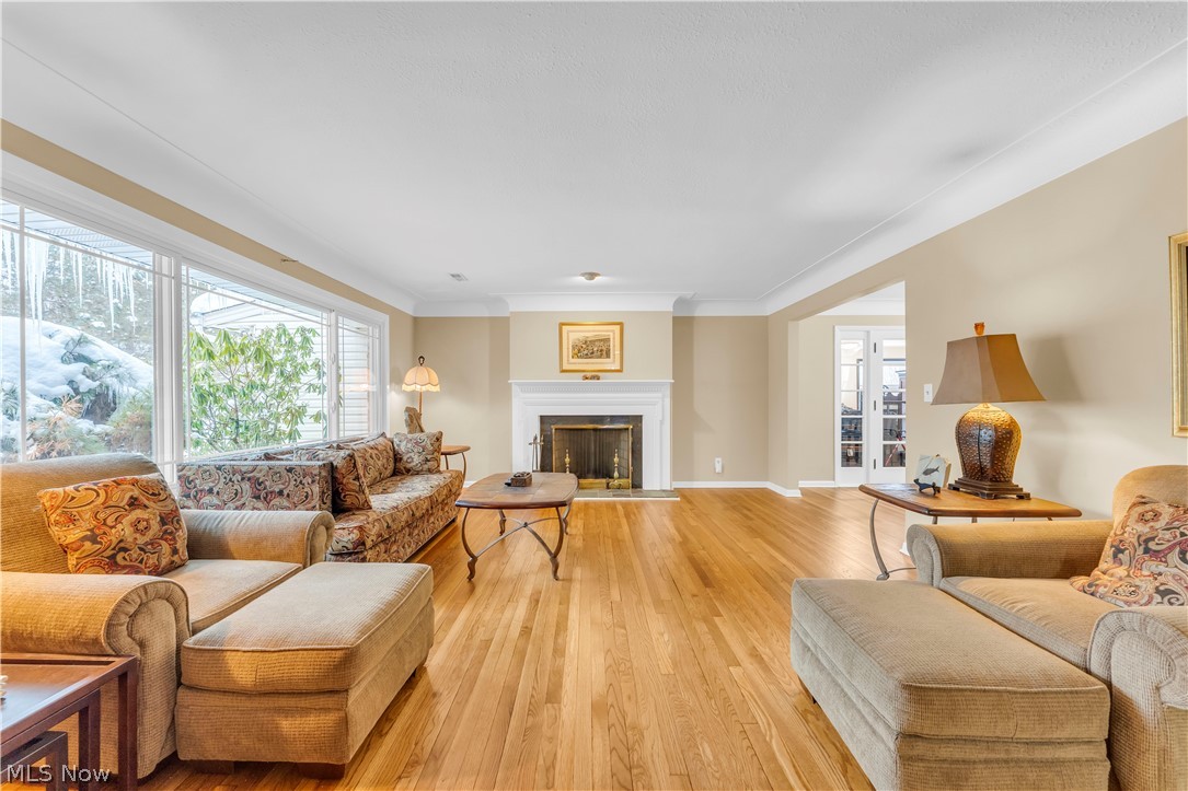 Hilton Ave Sub/R Wieses - Residential