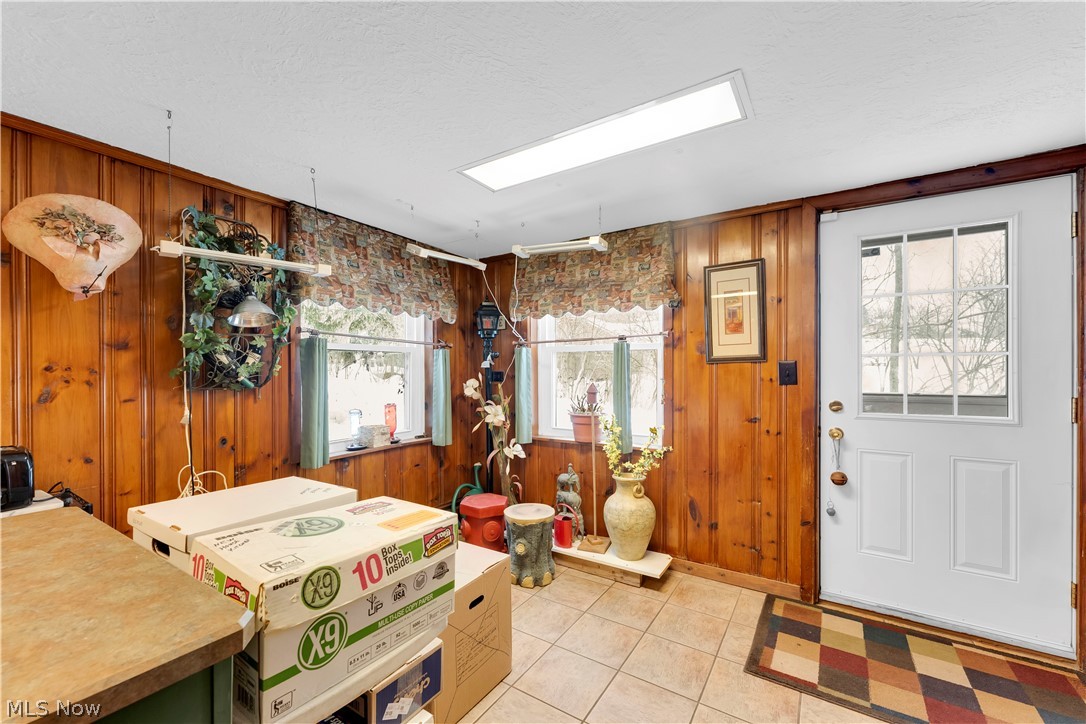 Hilton Ave Sub/R Wieses - Residential