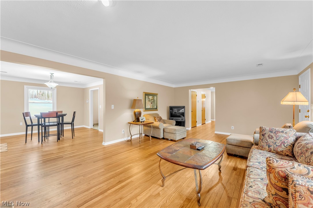 Hilton Ave Sub/R Wieses - Residential