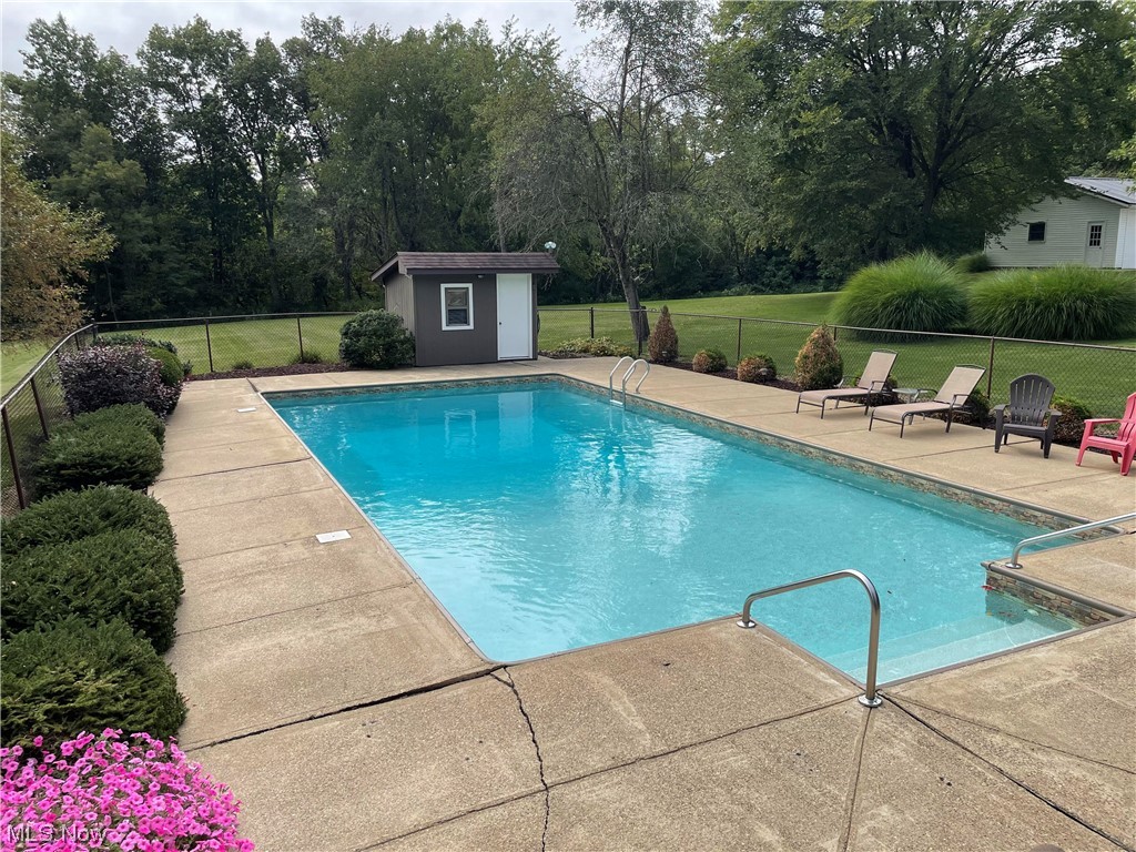 Broadvue Acres - Residential