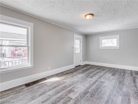 Tiny photo for 207 Denver Street, Akron, OH 44305 (MLS # 5190171)