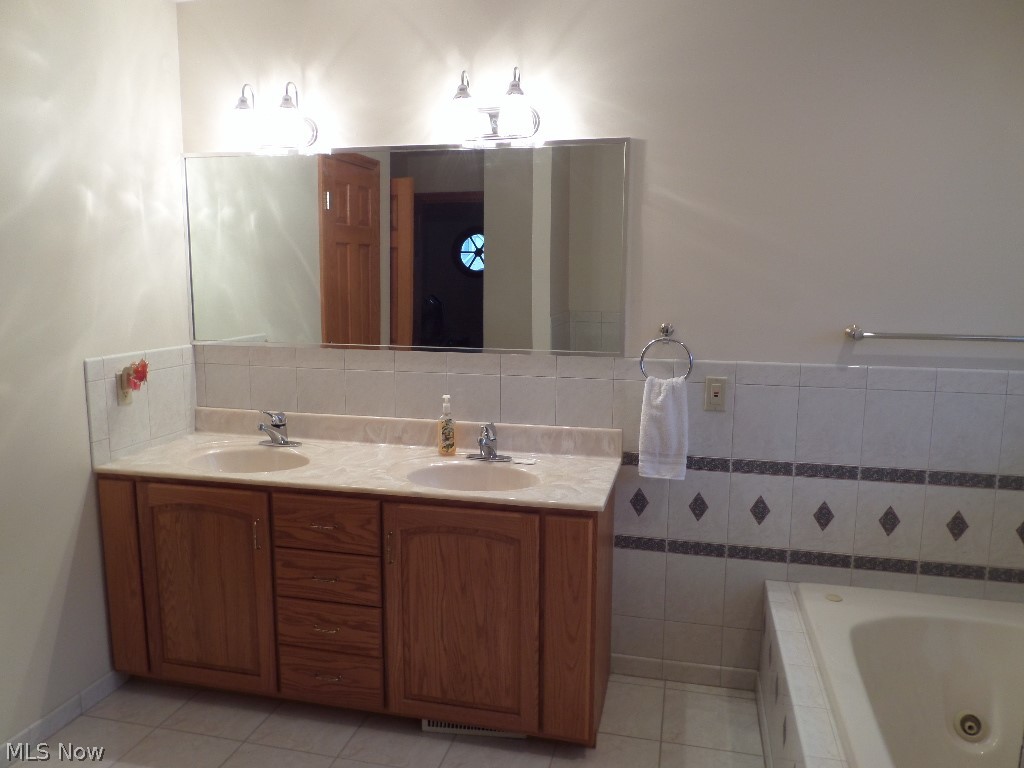 Seneca Woods - Residential