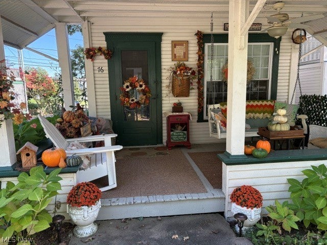 215 N Main Street 76