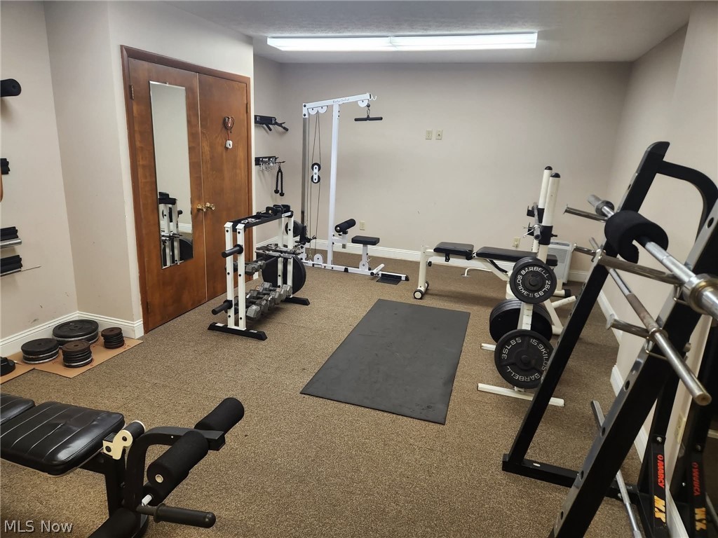 Country Club Twnhs North Condo - Residential