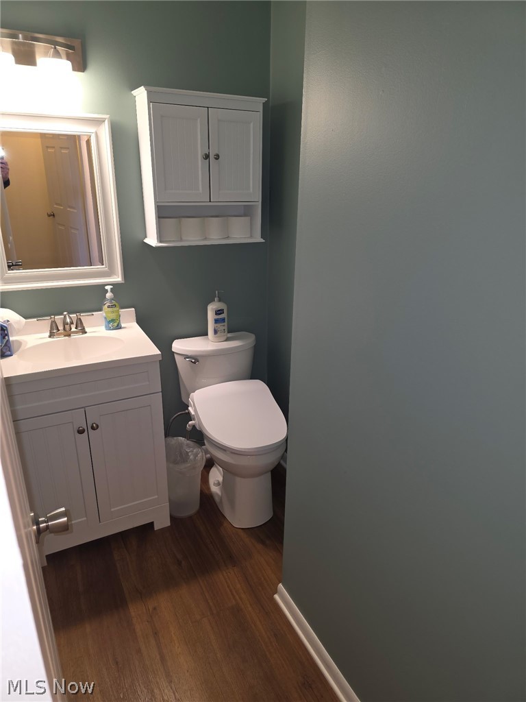 Country Club Twnhs North Condo - Residential