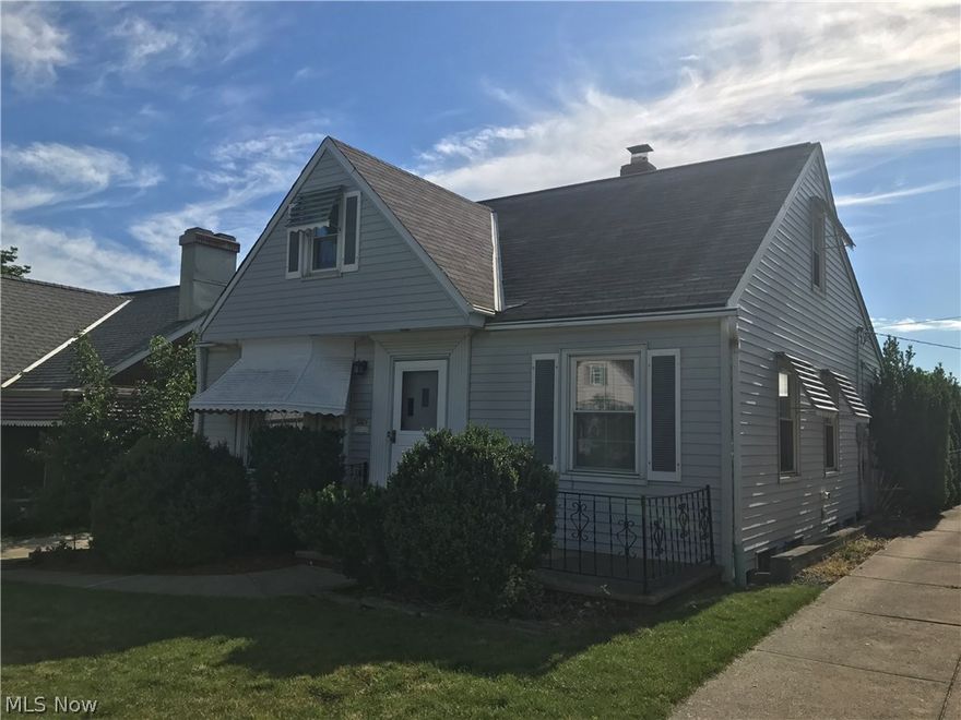 Fantastic 3 bedroom 1 bath and 1 half bath Bungalow is MOVE IN READY.   The Home has newer carpeting, nicely updated Kitchen and bath, all the kitchen appliances to remain in the home, newer windows, newer vinyl siding, newer kitchen floor, newer kitchen counters, dishwasher installed 2011, garbage disposal, and updated fixtures. Spacious 2nd floor with extra space, nicely finished basement with glass block windows and recently waterproofed with a lifetime warranty.Sump pump installed in 2011.  Make an appointment to show today!