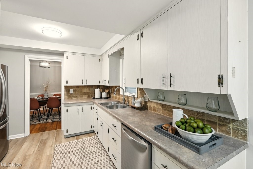 Lyndhurst, Ohio 44124, United States, 4 Bedrooms Bedrooms, ,3 BathroomsBathrooms,Residential,Active,198538