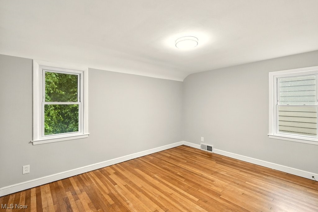 Lyndhurst, Ohio 44124, United States, 4 Bedrooms Bedrooms, ,3 BathroomsBathrooms,Residential,Active,198538